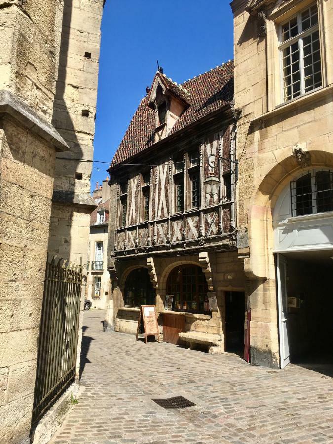 Le Relais Des Ducs : Centre Historique Dijon Apartamento Exterior foto